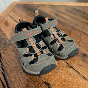 Kids Merrel Sandles - Like New